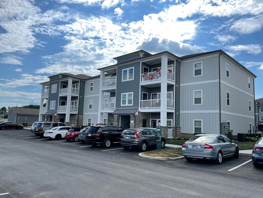 Vintage Hunters Crossing Apartments, 100 Vintage Alcoa Way, Alcoa, TN RentCafe